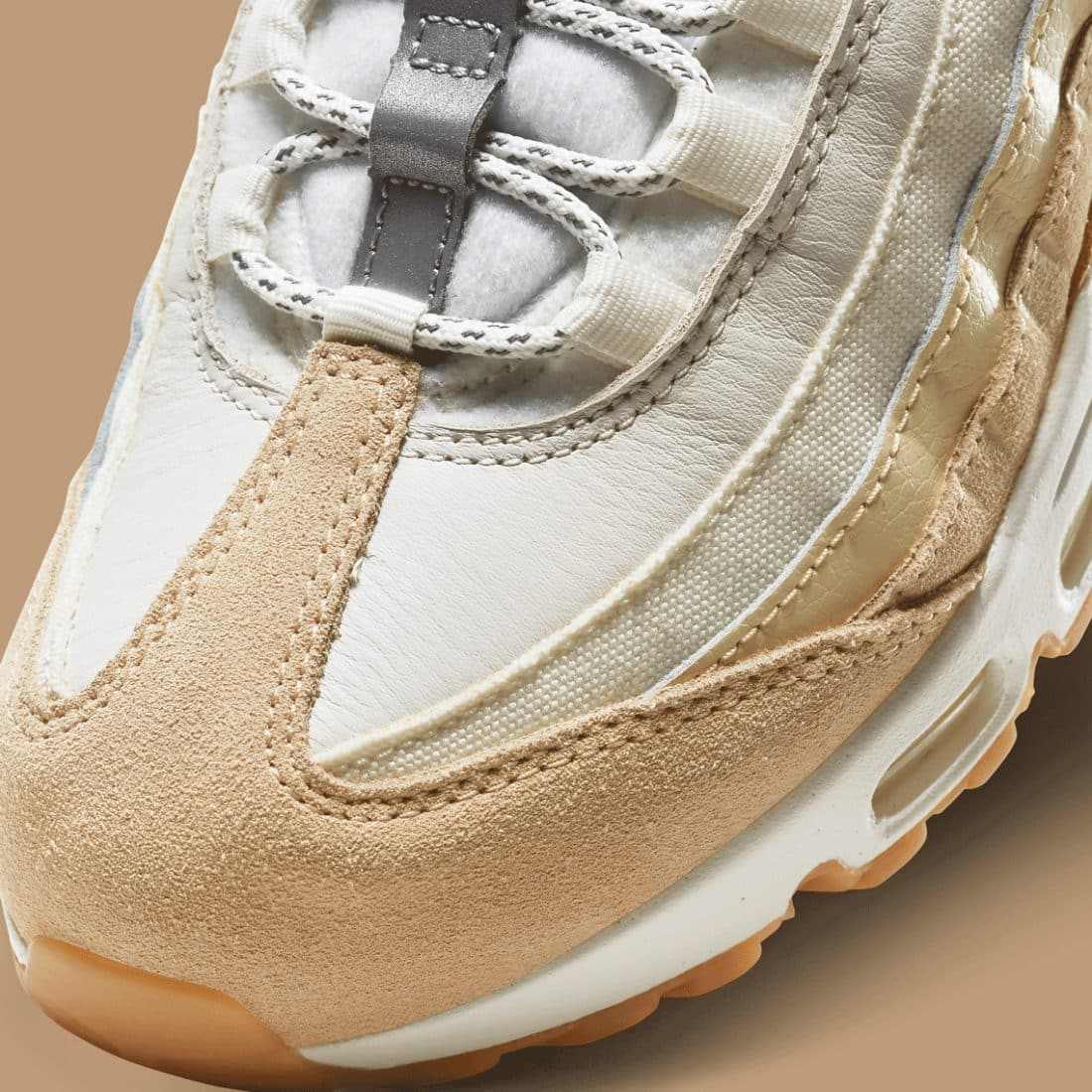 Les baskets Nike Air Max 95 Femme incarnent parfaitement l'évolution emblématique de la ligne Nike.