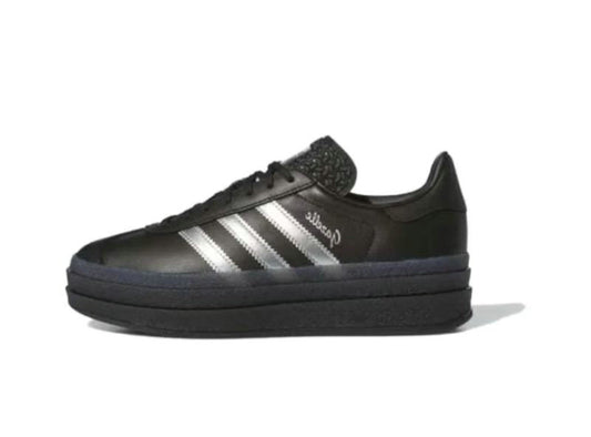 Premièrement : Les Adidas Gazelle Femme allient un style emblématique à une performance exceptionnelle.