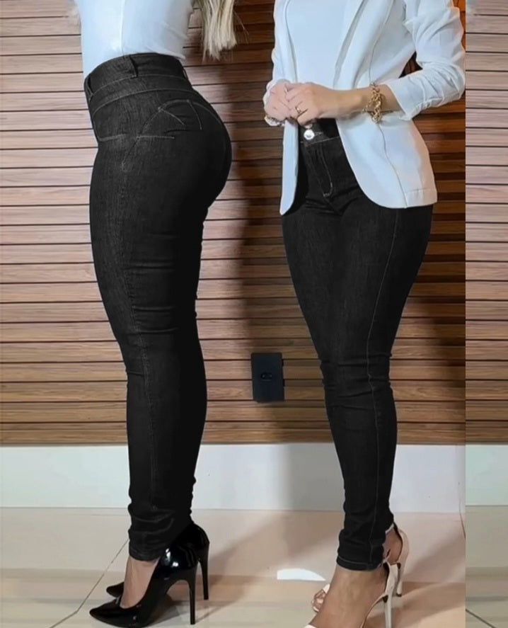 Premièrement : Mettez vos courbes en valeur avec élégance grâce à ce Jean skinny taille haute boutonné sur le devant avec effet rehausseur de fesses , pantalon décontracté femme.