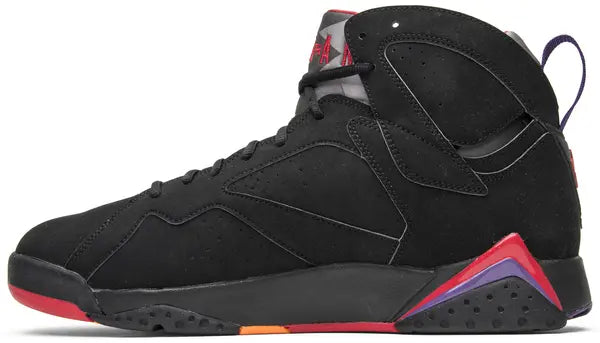 Premièrement, les baskets Air Jordan 7 Femme se distinguent par leur design iconique et leur confort exceptionnel.