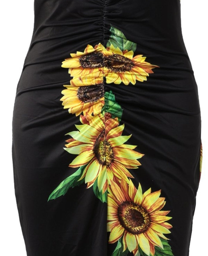 Premièrement : Cette Robe de soirée à fente haute et imprimé tournesol Femme.