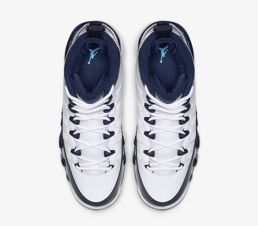 Les baskets Air Jordan 9 sont des pièces maîtresses de la mode. Depuis leur introduction.