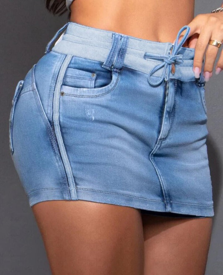 Premièrement : Cette Jupe en jean décontractée à taille réglable avec cordon de serrage Femme.