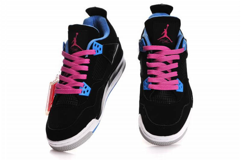 Premièrement : Les baskets Air Jordan 4 Femme se distinguent par leur design iconique et leur capacité à allier style et fonctionnalité.