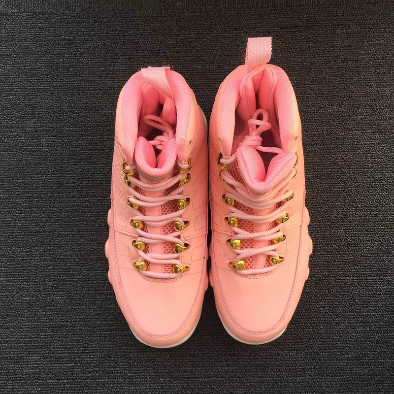Les baskets Air Jordan 9 sont des pièces maîtresses de la mode. Depuis leur introduction.