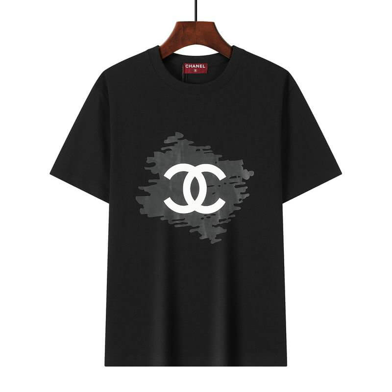 Premièrement : les T shirts Chanel Femme offrent une élégance et un confort inégalés.