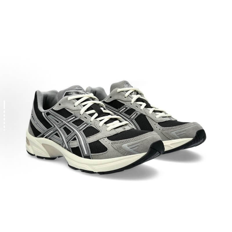 Premièrement :Les baskets Asics  offrent une combinaison parfaite de style et de performance.