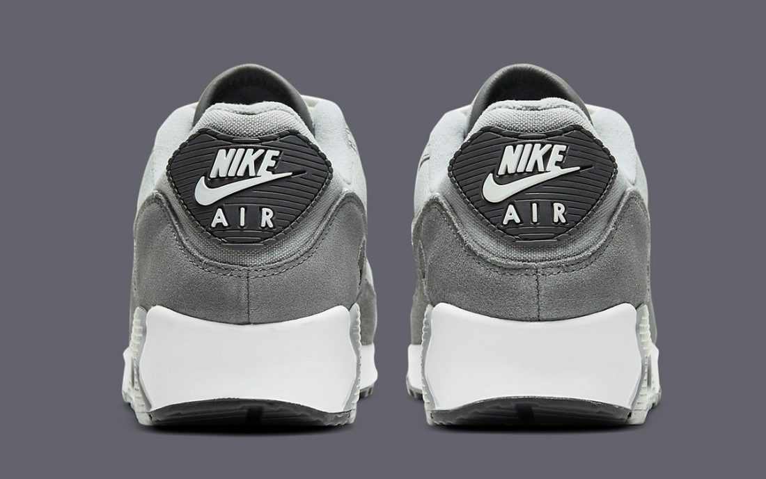 Les baskets Nike Air Max 90 Futura sont des pièces maîtresses de la mode.
