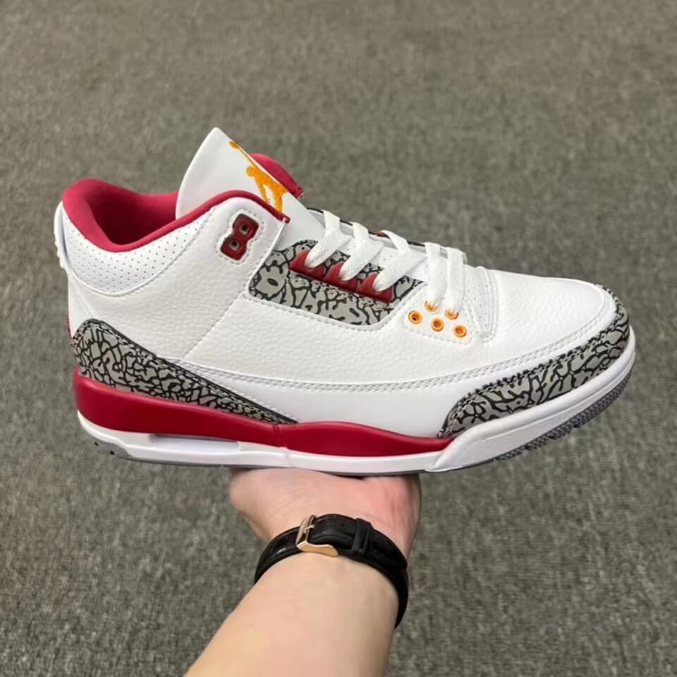 Premièrement, les baskets Air Jordan 3 Femme sont un symbole de style intemporel et de performance de haut niveau.

