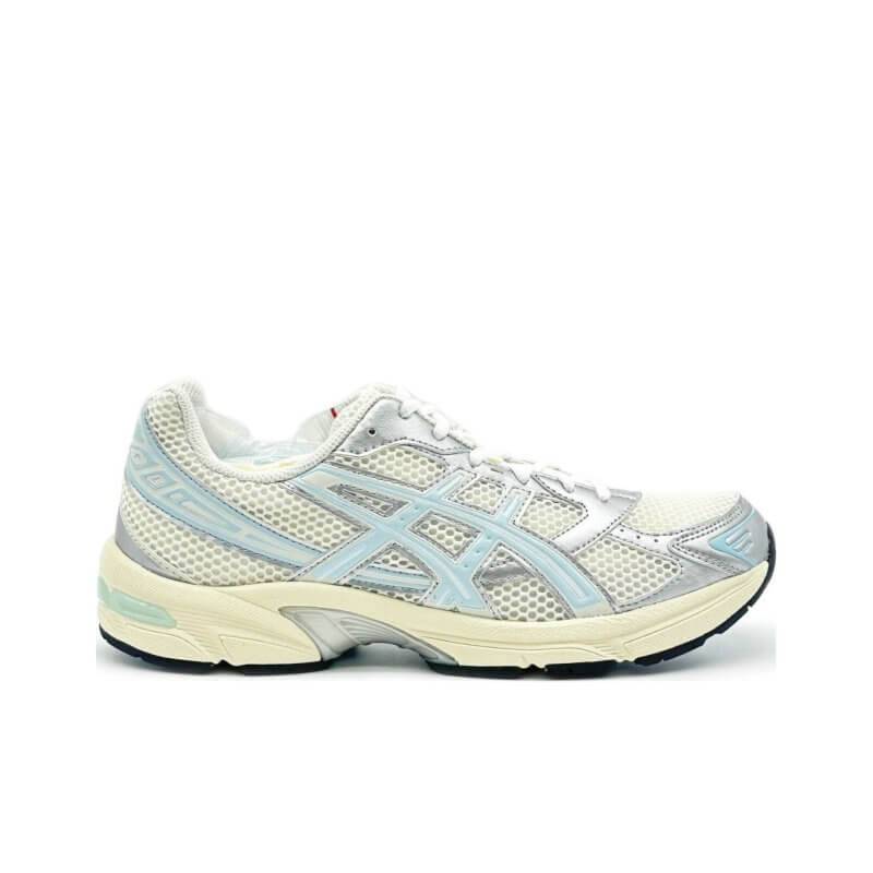 Premièrement :Les baskets Asics  offrent une combinaison parfaite de style et de performance.