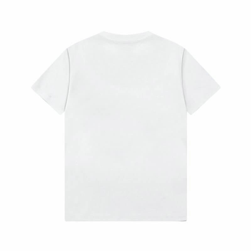 Premièrement : les T shirts Chanel Femme offrent une élégance et un confort inégalés.