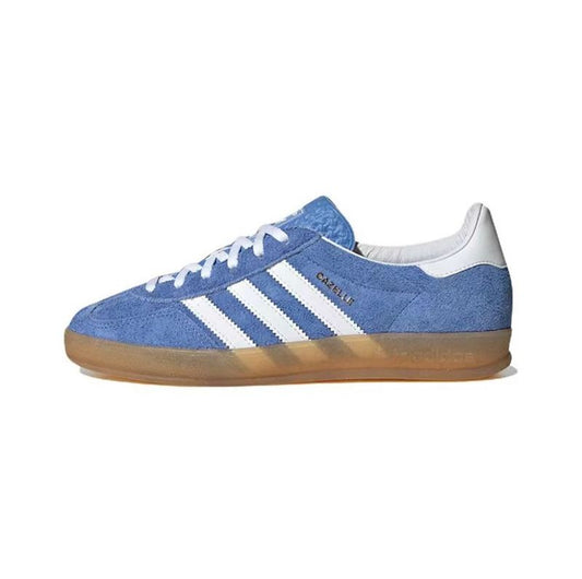 Premièrement : Les Adidas Gazelle Femme allient un style emblématique à une performance exceptionnelle.