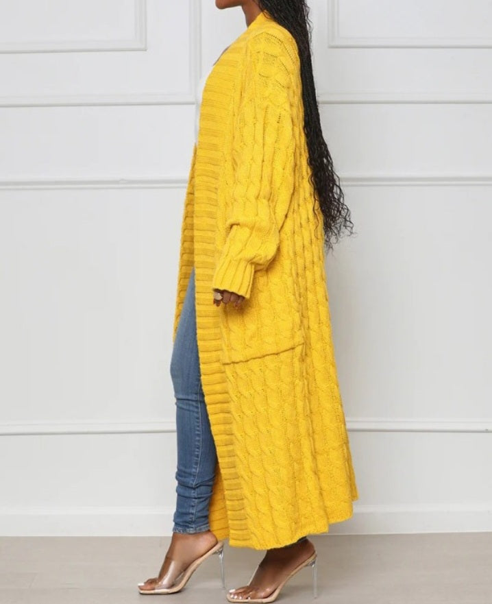 Long cable knit cardigan with pocket