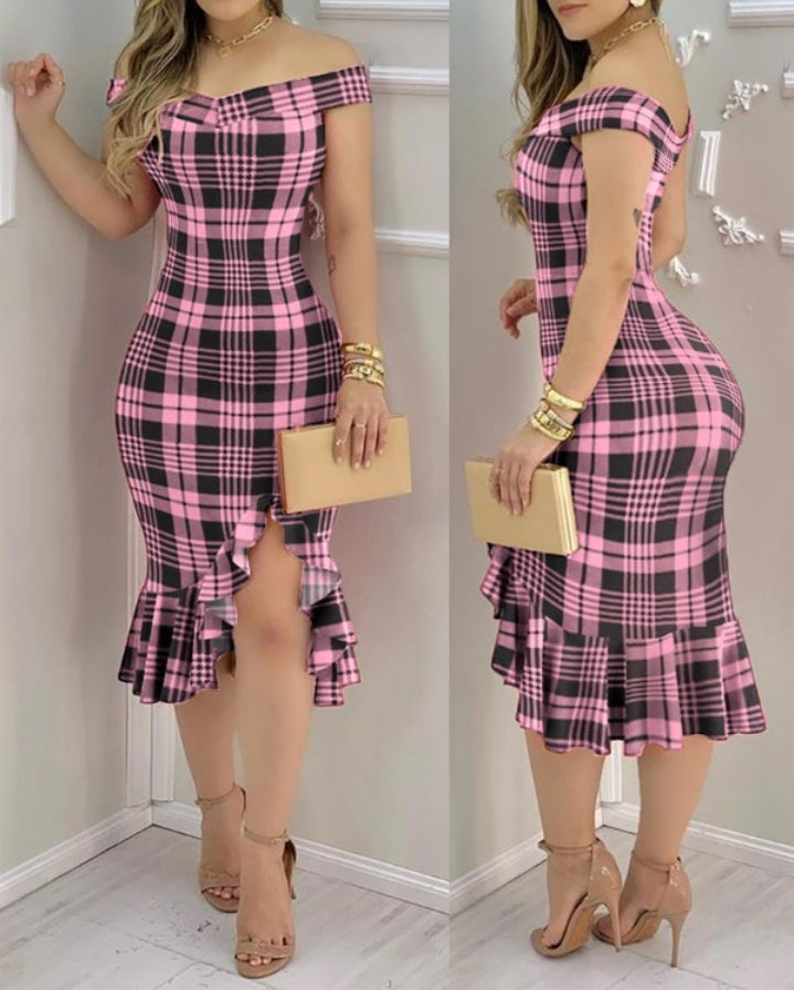 Premièrement : Cette Robe fendue à carreaux et épaules dénudées Femme.