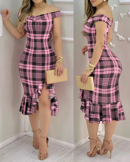 Premièrement : Cette Robe fendue à carreaux et épaules dénudées Femme.