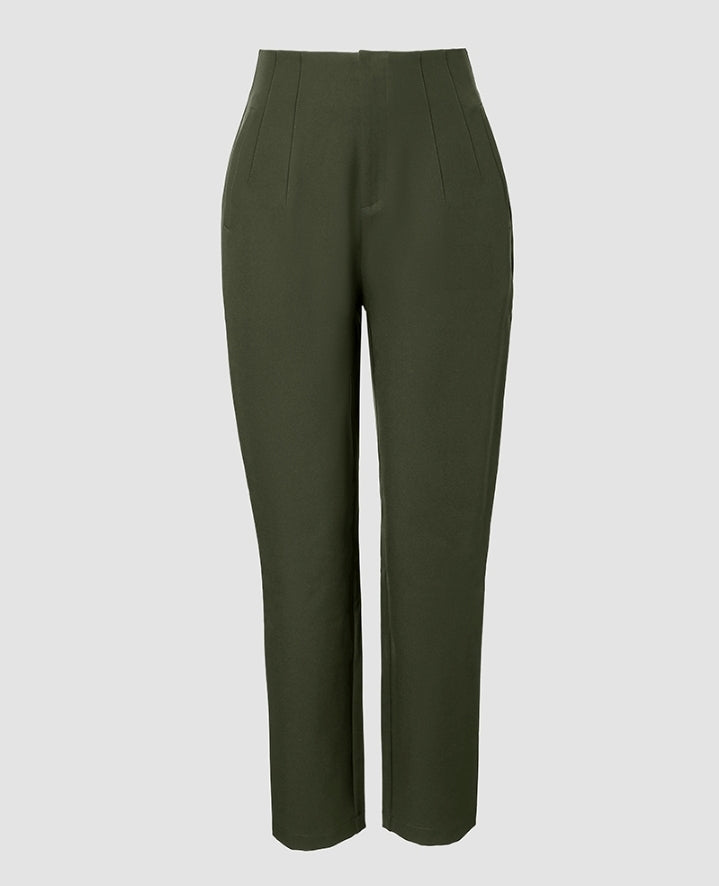 Premièrement : Ce Pantalon de travail court taille haute Femme .