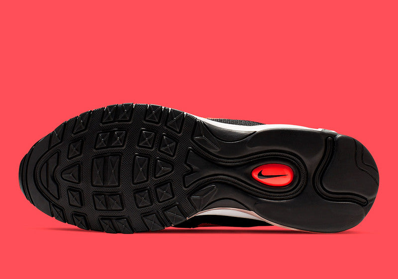 Les baskets Nike Air Max 97 Femme  sont des pièces maîtresses de la mode. Avec un look décontractée style iconique tendance olution emblématique de la ligne Nike, les Nike Air Max 97 sont un témoignage de l'engagement de Nike à combiner style et innovation.