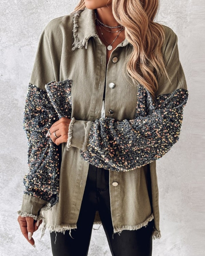 Premièrement : Apportez une touche d’éclat à votre look avec cette Veste décontractée à paillettes et patchwork à manches longues avec bouton sur le devant et ourlet brut femme 
