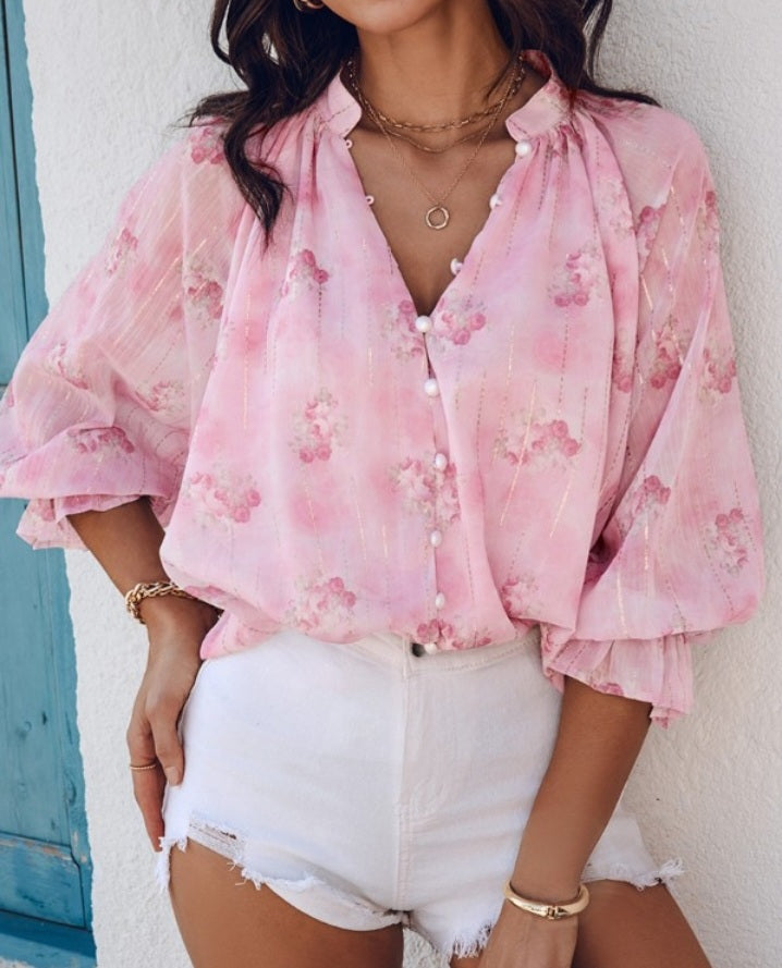 Premièrement : Misez sur la féminité lumineuse avec ce Chemisier à manches longues à imprimé floral en lurex pailleté, haut décontracté à boutons sur le devant femme.