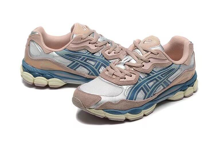 Premièrement :Les baskets Asics  offrent une combinaison parfaite de style et de performance. Leur design élégant et leurs technologies de pointe les rendent idéales pour les coureurs et les amateurs de mode.