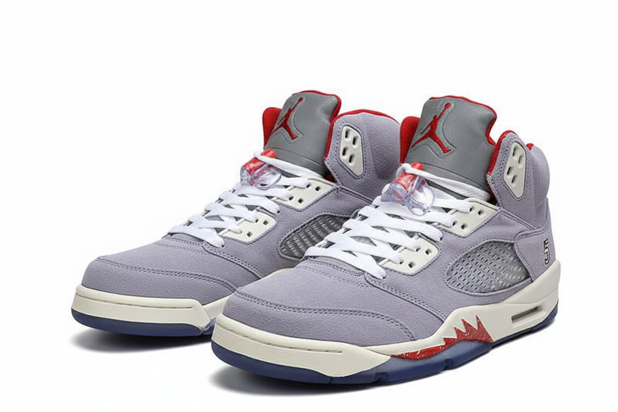 Premièrement, les baskets Air Jordan 5 Femme incarnent un mélange parfait de style audacieux et de performance exceptionnelle.