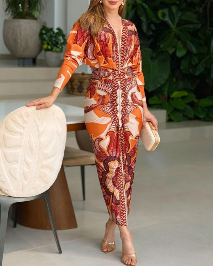 Premièrement : La  Robe moulante vintage baroque à manches longues et décolleté en V plongeant Femme.