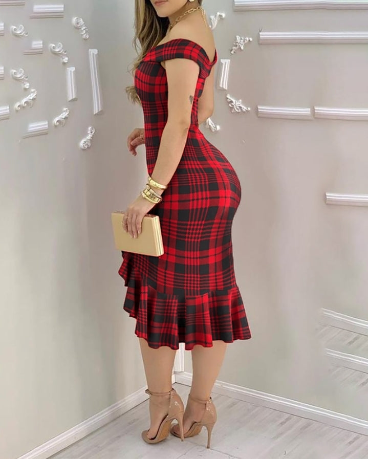 Premièrement : Cette Robe fendue à carreaux et épaules dénudées Femme.