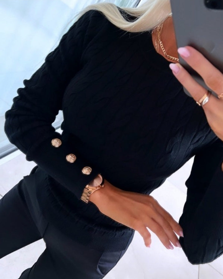 Long-sleeved, round-neck button-down braided knit sweater