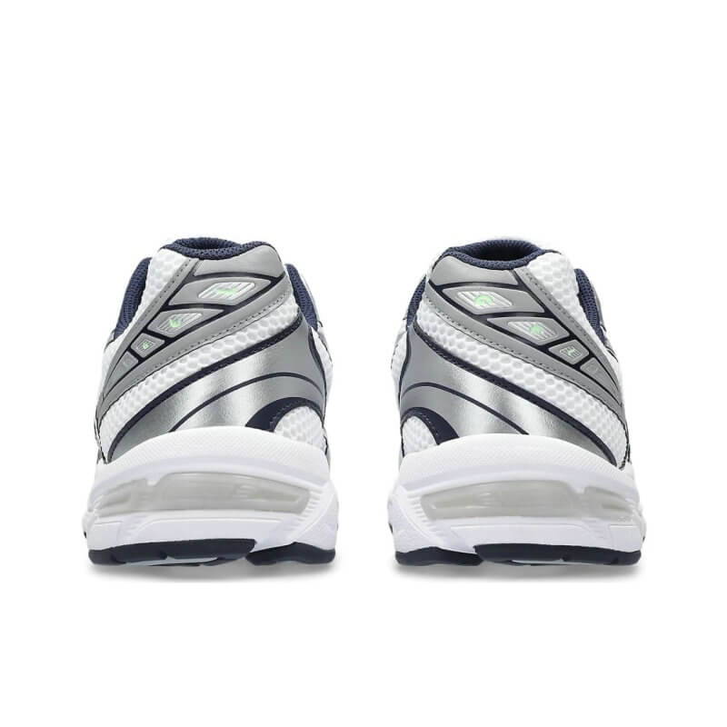Premièrement :Les baskets Asics  offrent une combinaison parfaite de style et de performance. Leur design élégant et leurs technologies de pointe les rendent idéales pour les coureurs et les amateurs de mode. 