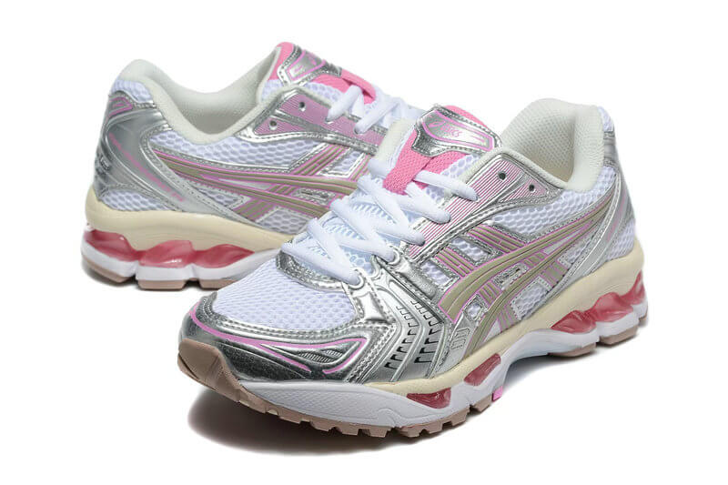 Premièrement :Les baskets Asics GEL-KAYANO offrent une combinaison parfaite de style et de performance.