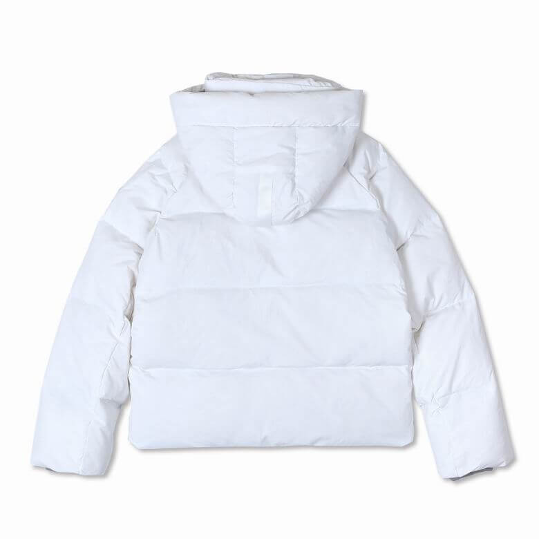 Résultat de l'évolution emblématique de la marque Canada G00se Femme, la Doudoune Canada G00se Femme est un témoignage de l'engagement de Canada G00se à combiner style