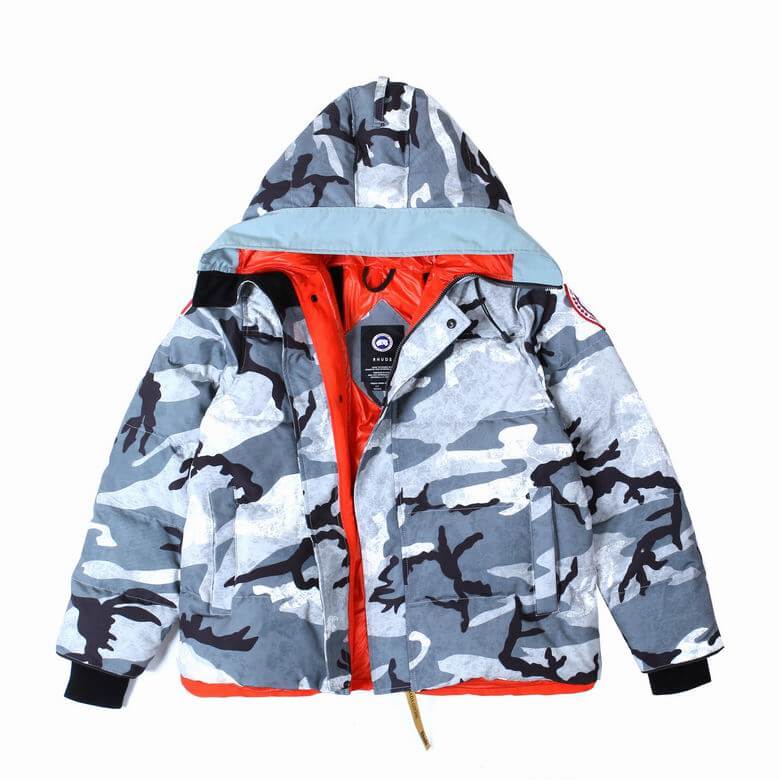 Résultat de l'évolution emblématique de la marque Canada G00se Femme, la Doudoune Canada G00se Femme est un témoignage de l'engagement de Canada G00se à combiner style