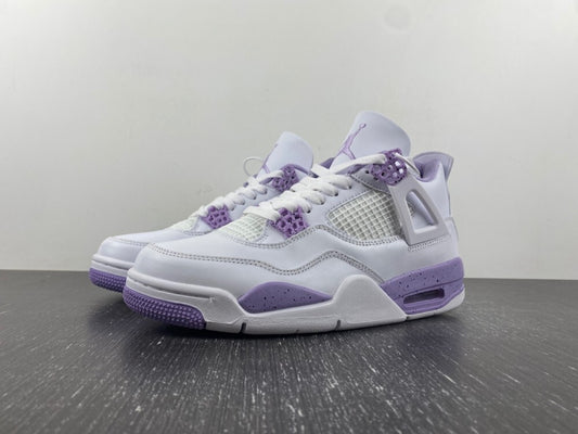 Premièrement : Les baskets Air Jordan 4 Femme se distinguent par leur design iconique et leur capacité à allier style et fonctionnalité.