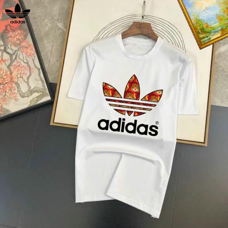Découvrez notre collection exclusive de polos Adidas pour femme, alliant élégance sportive et confort optimal.