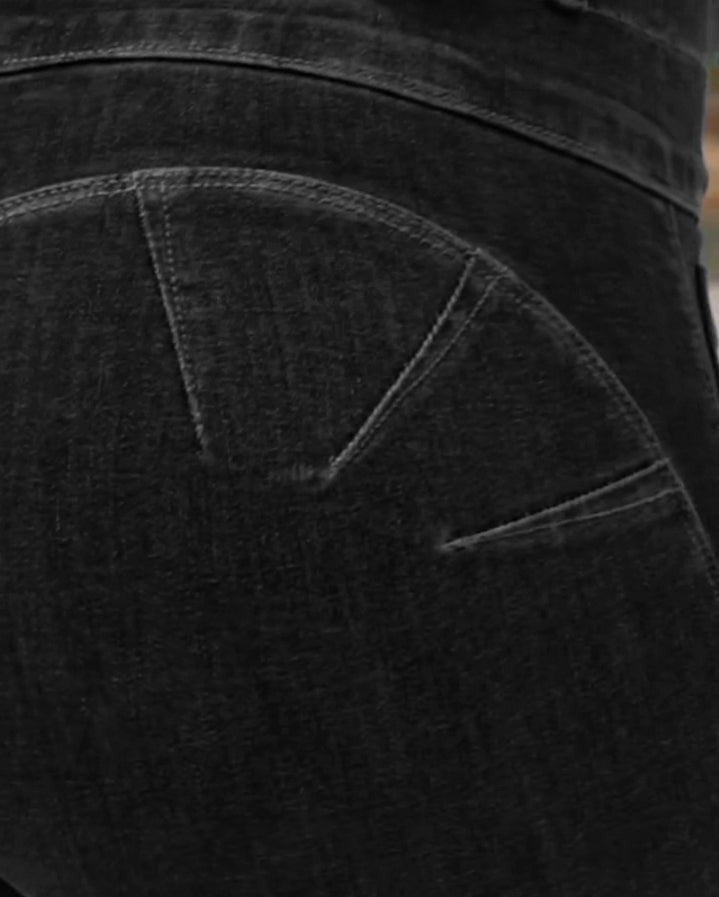 Premièrement : Mettez vos courbes en valeur avec élégance grâce à ce Jean skinny taille haute boutonné sur le devant avec effet rehausseur de fesses , pantalon décontracté femme.