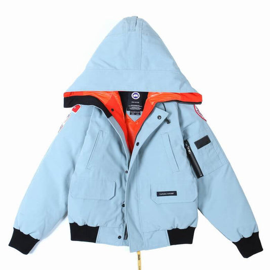 Résultat de l'évolution emblématique de la marque Canada G00se Femme, la Doudoune Canada G00se Femme est un témoignage de l'engagement de Canada G00se à combiner style