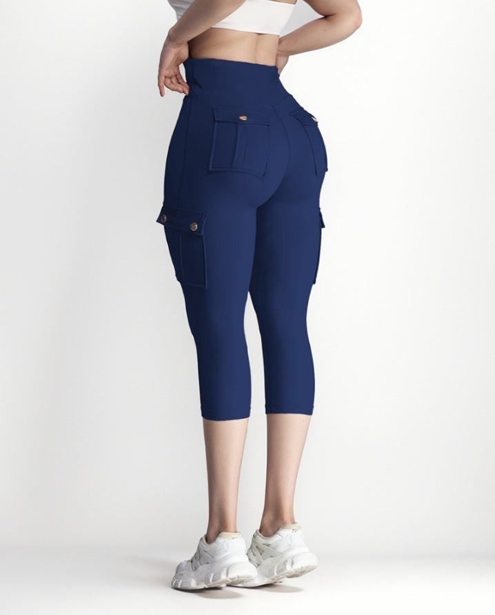 Premièrement : Ce Legging de motard taille haute avec poches à rabat pour soulever les fesses.