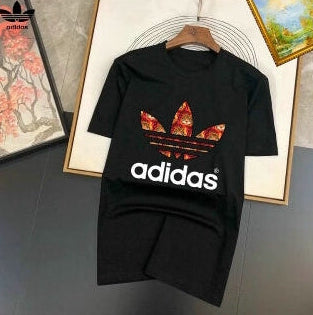 Découvrez notre collection exclusive de polos Adidas pour femme, alliant élégance sportive et confort optimal.