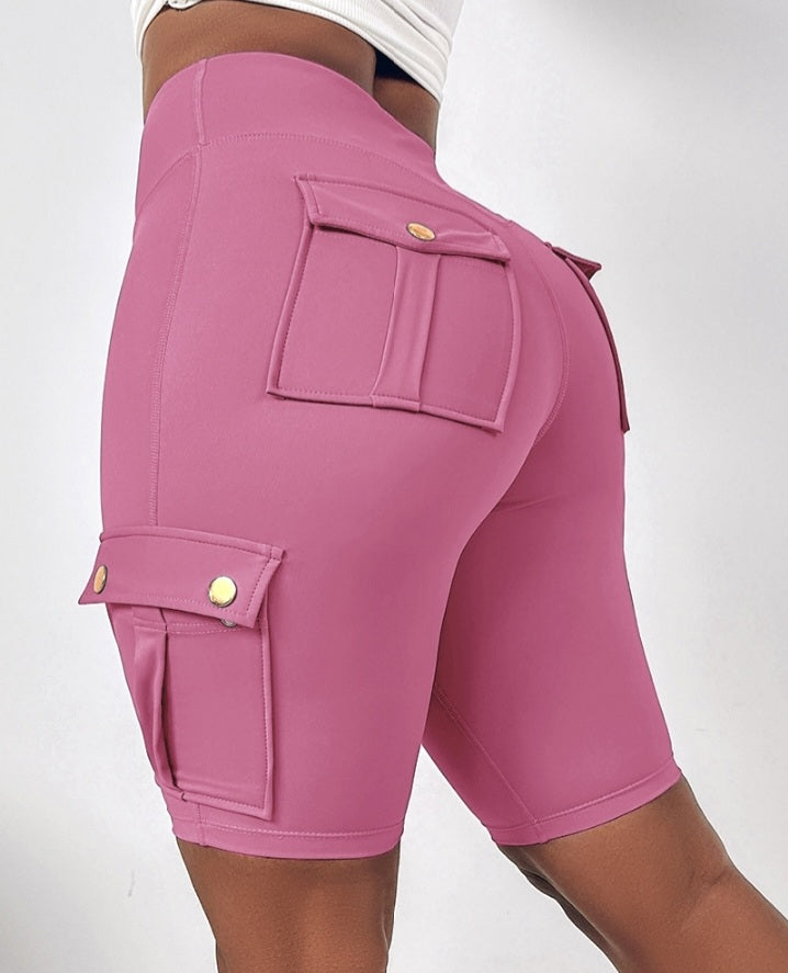 Premièrement : Ce Short de sport pour le contrôle du ventre et le levage des fesses, taille haute , avec poche à rabat , pour entraînement , bermuda cargo , pour la course à pied femme.