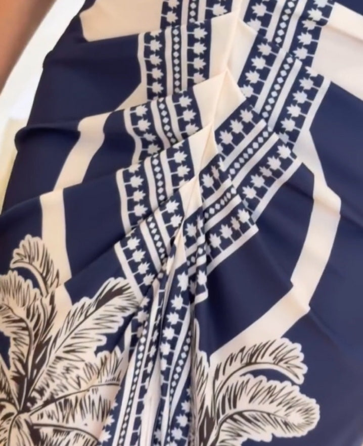 Premièrement : La  Robe moulante vintage baroque à manches longues et décolleté en V plongeant Femme.