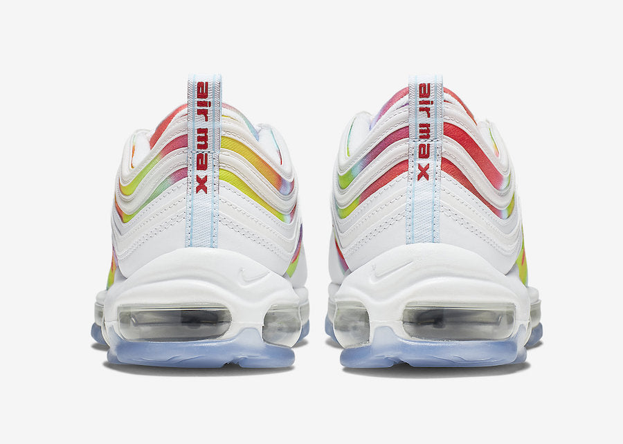 Les baskets Nike Air Max 97 Femme  sont des pièces maîtresses de la mode. Avec un look décontractée style iconique tendance olution emblématique de la ligne Nike, les Nike Air Max 97 sont un témoignage de l'engagement de Nike à combiner style et innovation.