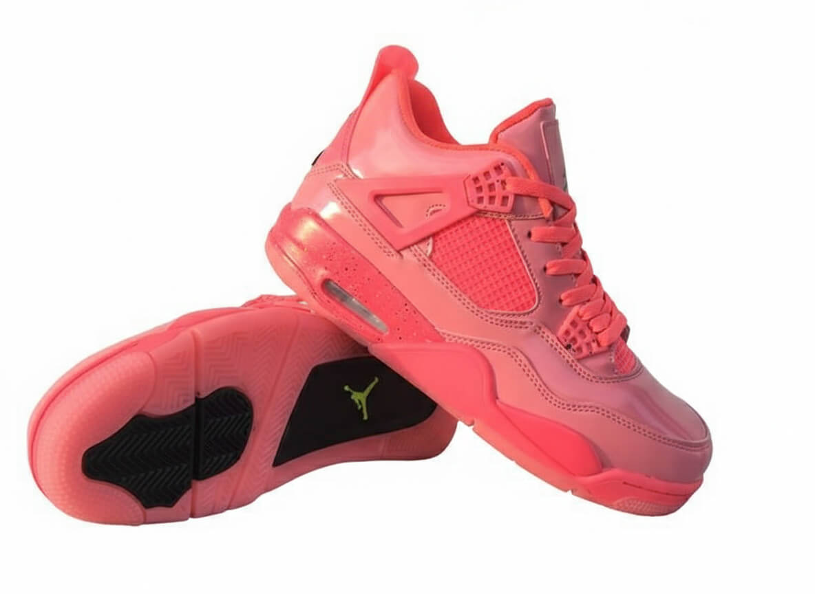 Premièrement : Les baskets Air Jordan 4 Femme se distinguent par leur design iconique et leur capacité à allier style et fonctionnalité.