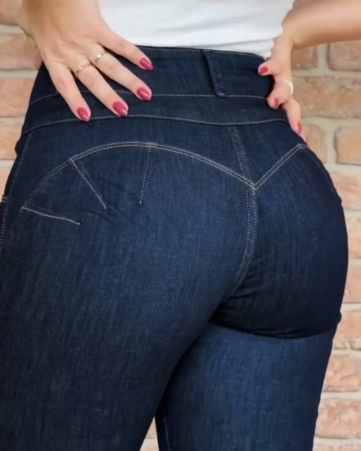 Premièrement : Ce Jean skinny taille haute boutonné sur le devant avec effet rehausseur de fesses , pantalon décontracté femme .