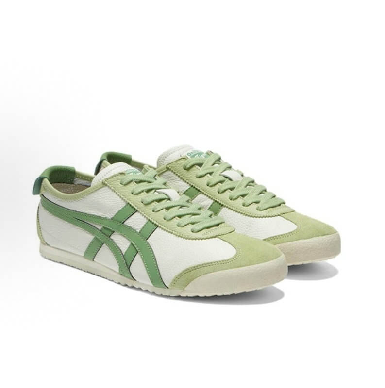 Résultats de l'engagement emblématique de la marque Asics à combiner style et innovation, les sneakers Asics Femme  sont des pièces maîtresses de la mode sportive.
