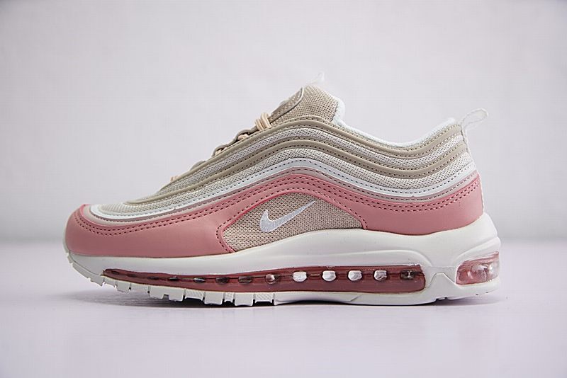 Premièrement, les baskets Nike Air Max 97 Femme incarnent un design emblématique et audacieux.