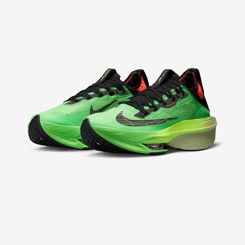 Les baskets Nike Air Zoom Femme se démarquent par leur design sportif et moderne, conçu pour maximiser les performances exceptionnelles 