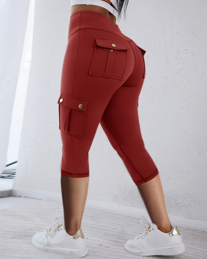 Premièrement : Ce Legging de motard taille haute avec poches à rabat pour soulever les fesses.