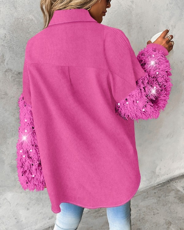 Premièrement : Apportez une touche d’éclat à votre look avec cette Veste décontractée à paillettes et patchwork à manches longues avec bouton sur le devant et ourlet brut femme 