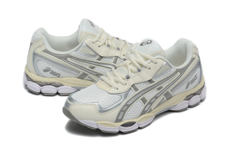 Résultats de l'engagement emblématique de la marque Asics à combiner style et innovation, les sneakers Asics Femme  sont des pièces maîtresses de la mode sportive.