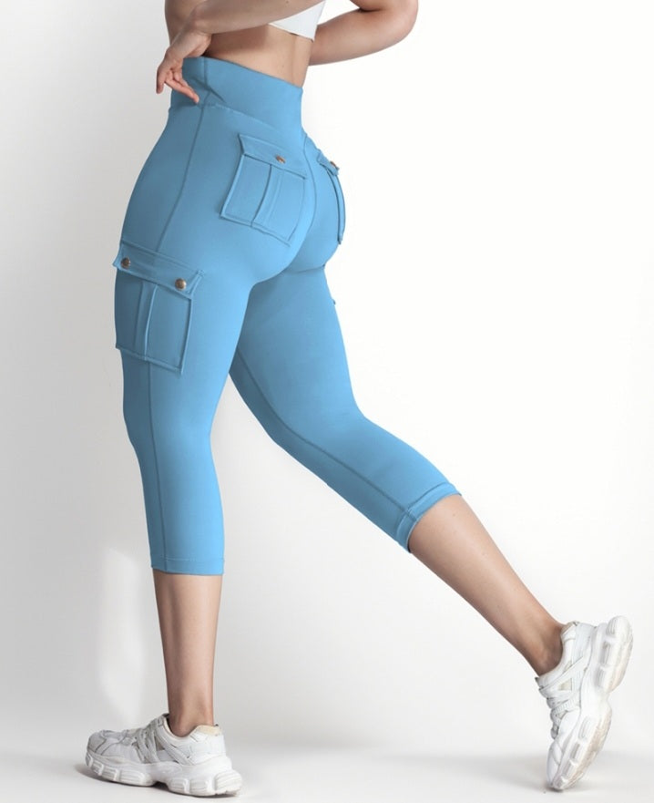 Premièrement : Ce Legging de motard taille haute avec poches à rabat pour soulever les fesses.